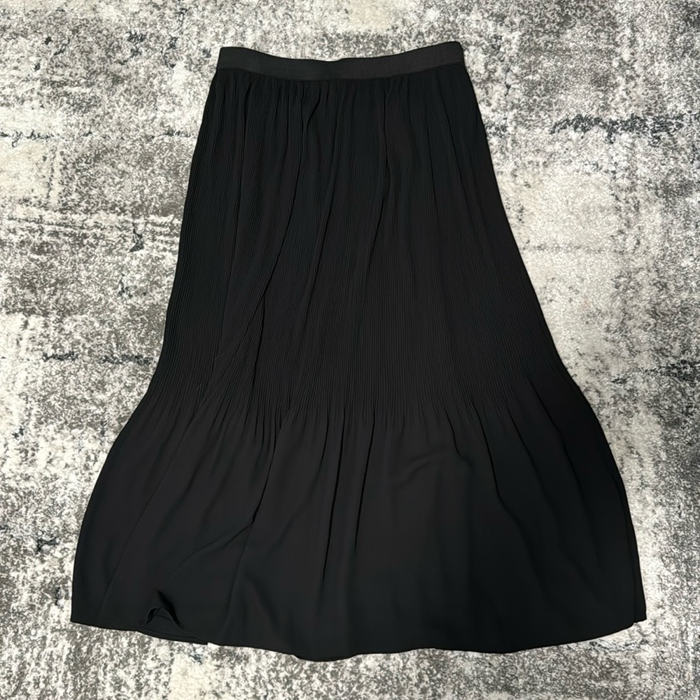 Black skirt long soft